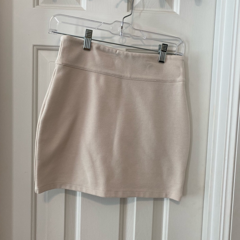 Off white skirt